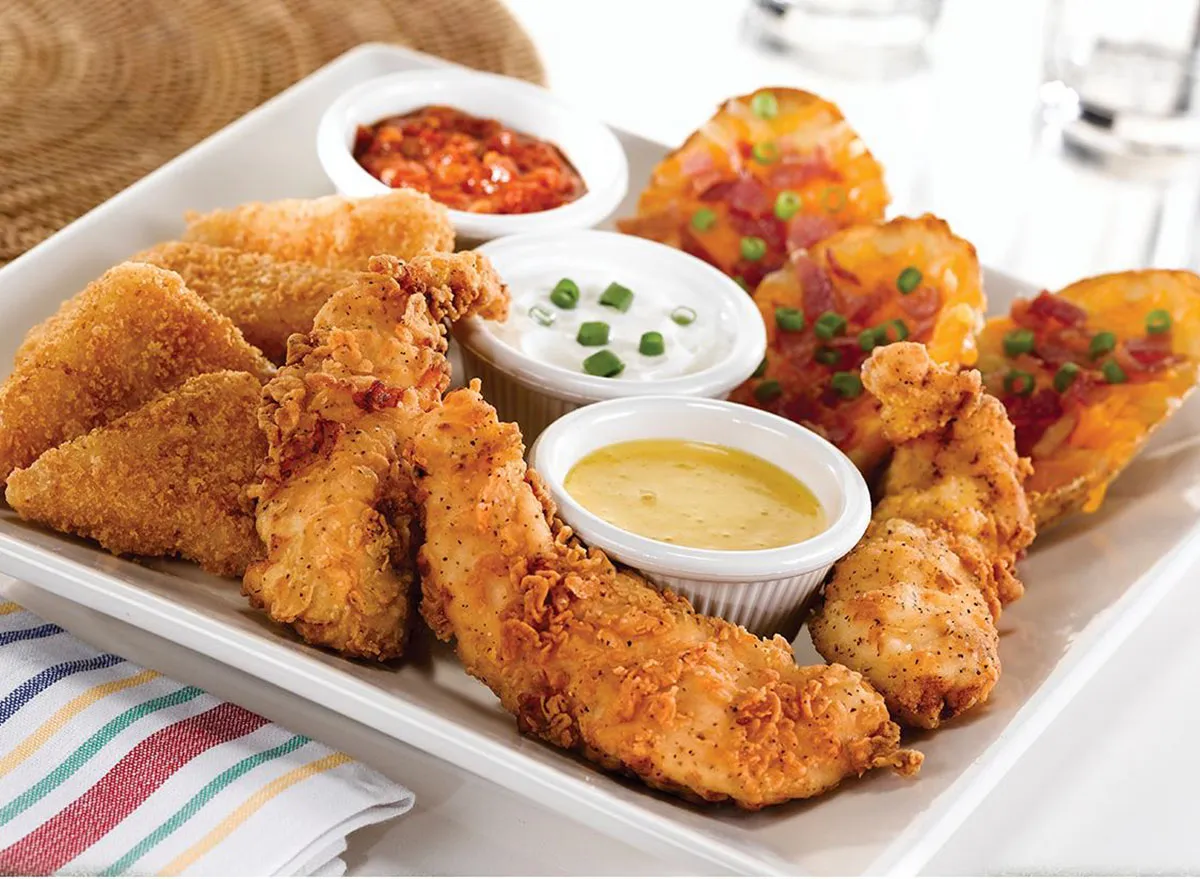 How many calories are in 2 fried chicken tenders?