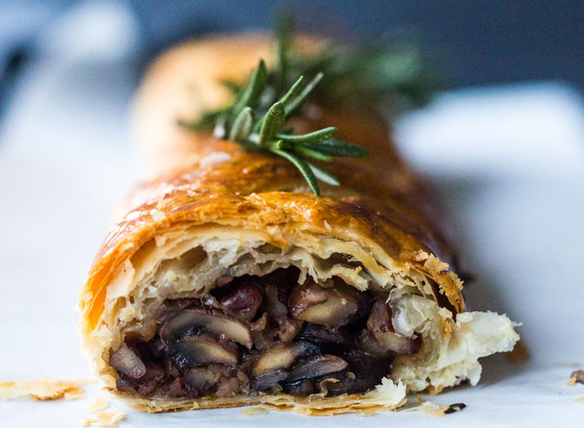 vegan mushroom wellington