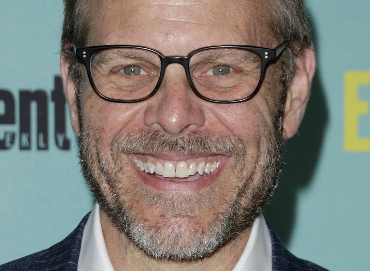 closeup of chef alton brown