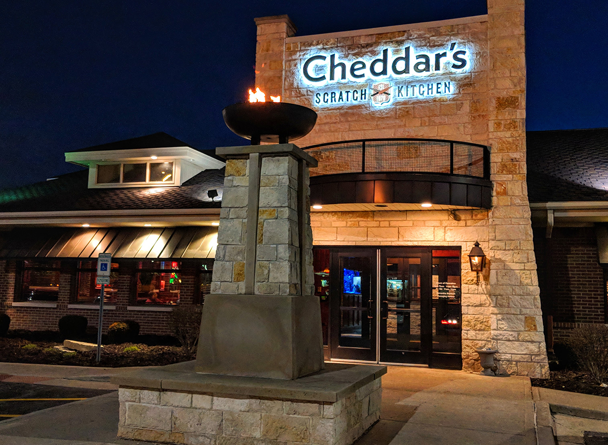 Cheddar's Scratch Kitchen The Best and Worst Foods — Eat This Not That