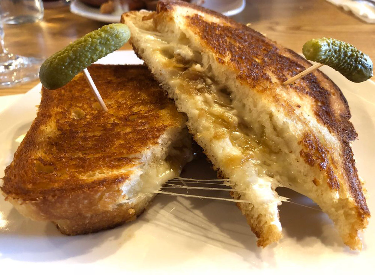 cheese bar iowa grilled cheese