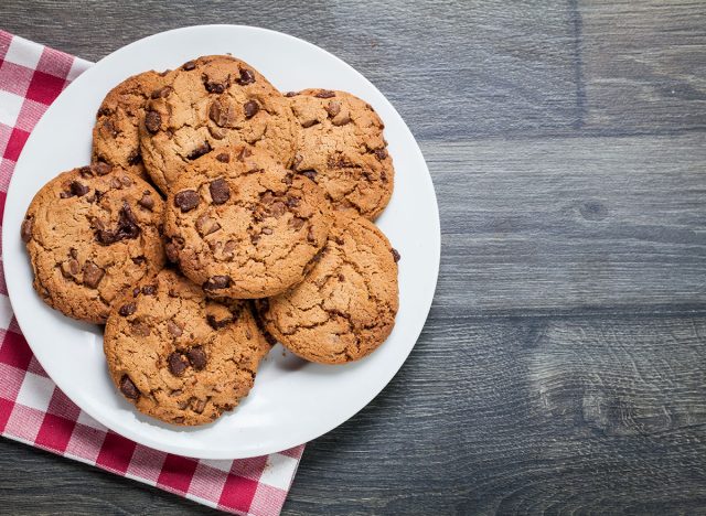 plated chocolate chip cookies