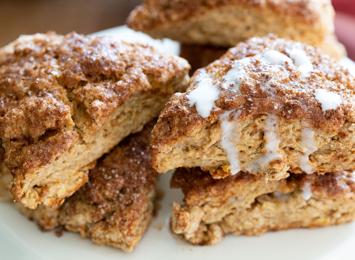 churro scones