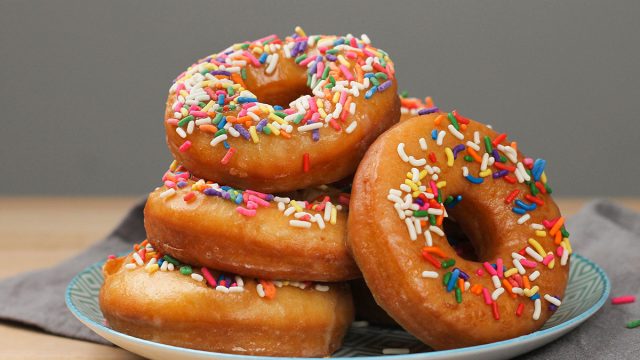 How to Make Donuts the Old-Fashioned Way - Eat This Not That