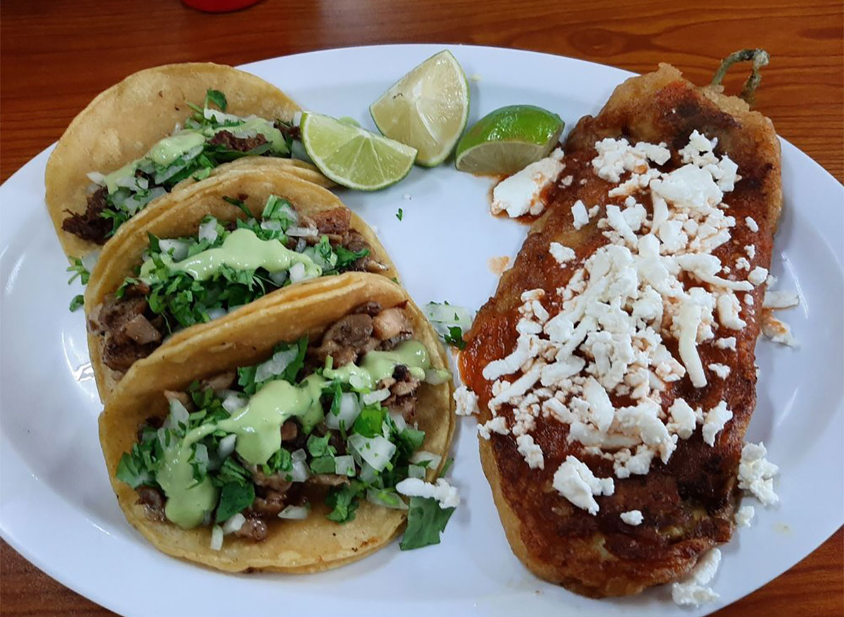 pork belly tacos with limes and guac