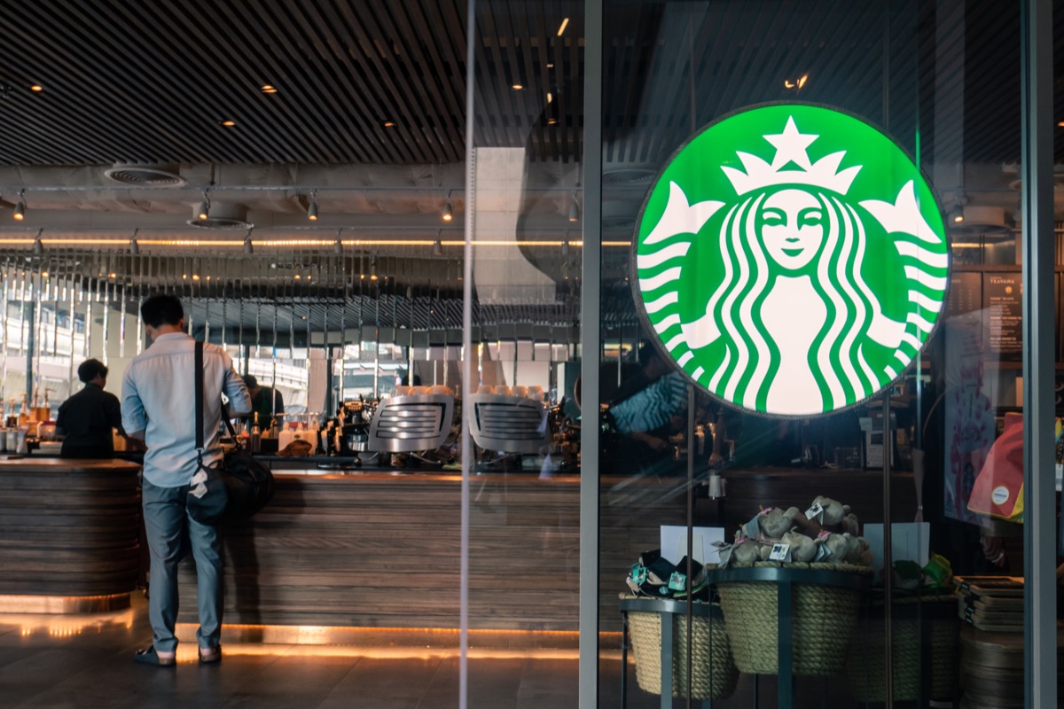 starbucks storefront