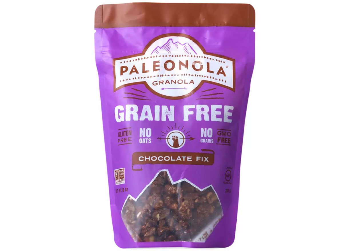 thrive market chocolate granola in bag