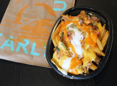 taco bell buffalo chicken nacho fries box wide shot