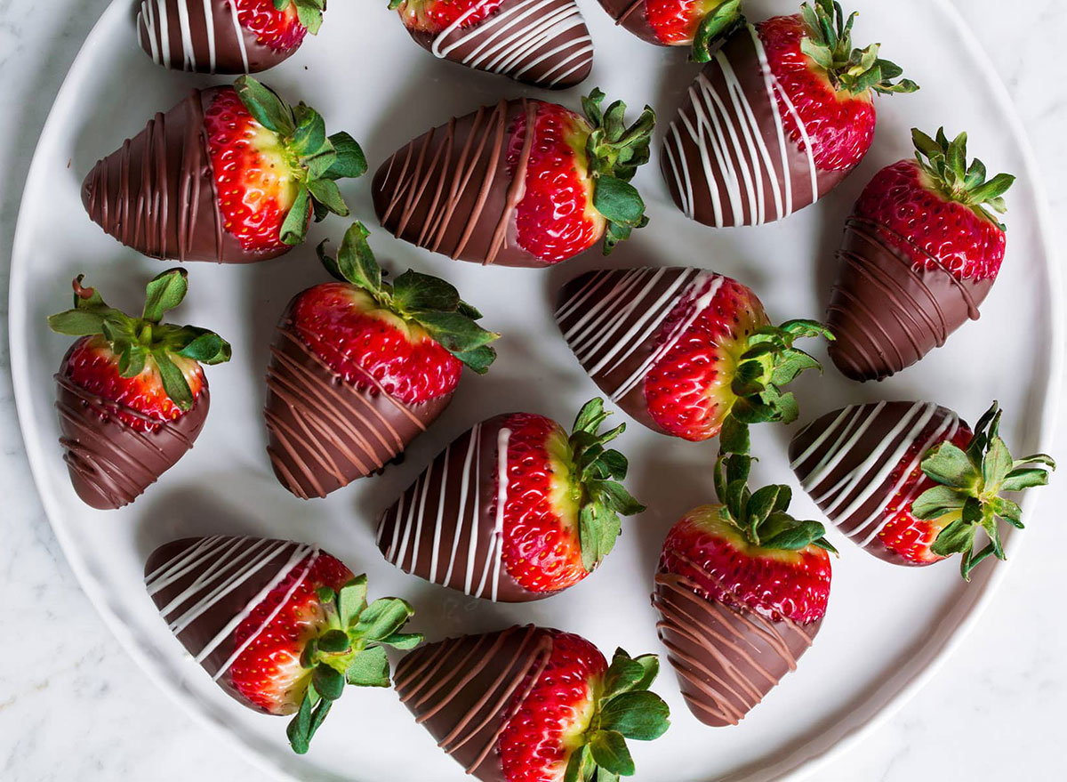 chocolate covered strawberries on serving platter