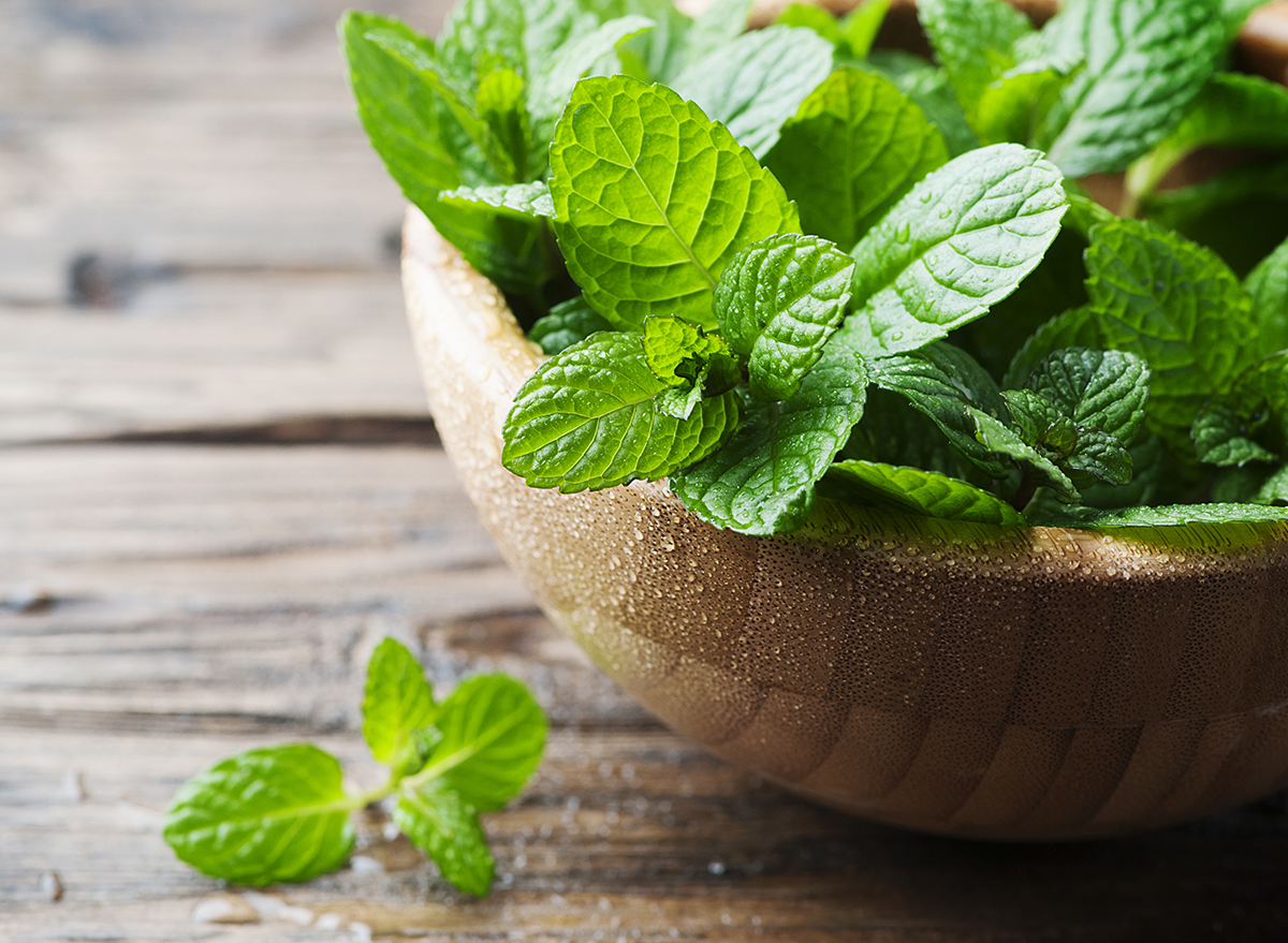 foods for cough fresh mint