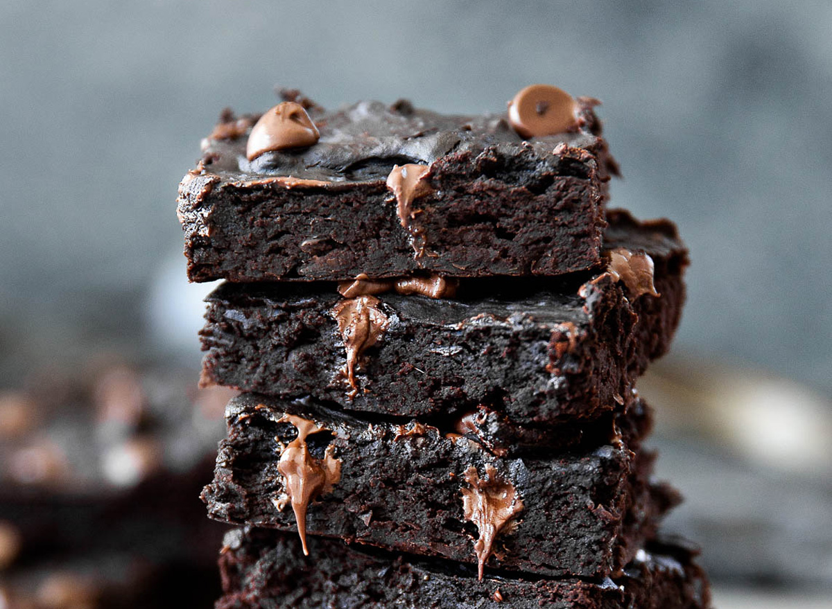 Fudgy healthy black bean brownies