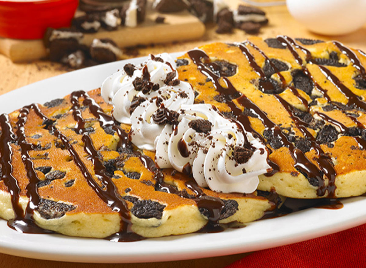 The 10 Unhealthiest Pancakes at Breakfast Chains—Ranked!