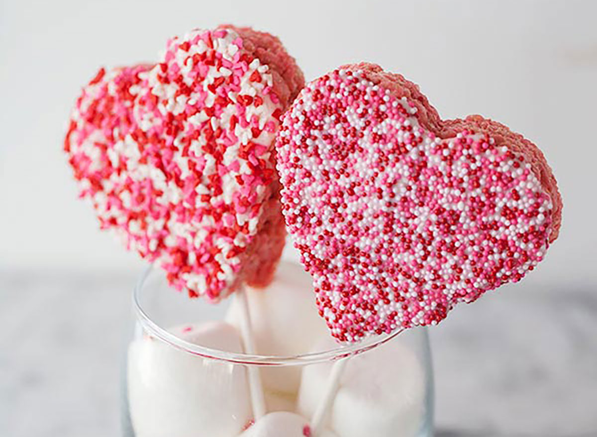 heart shaped valentines day rice krispie pops