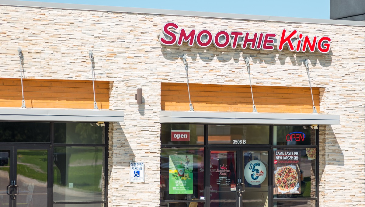smoothie king storefront