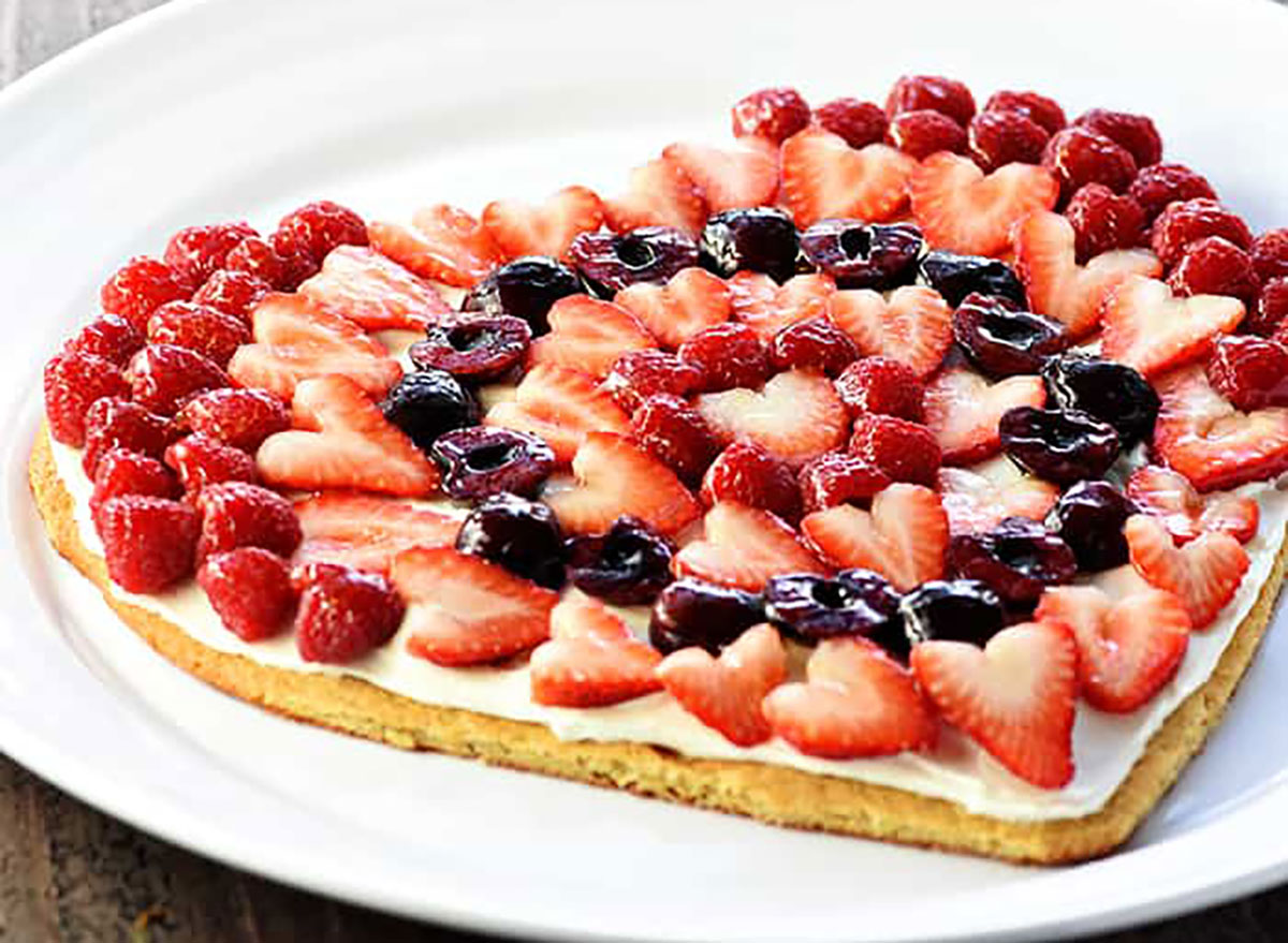 heart shaped fruit pizza