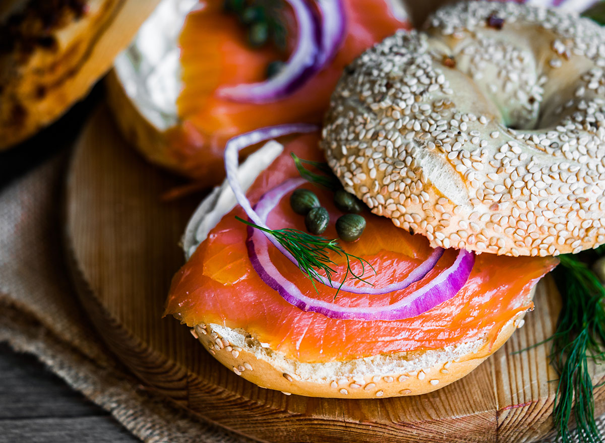 bagel with lox and onion
