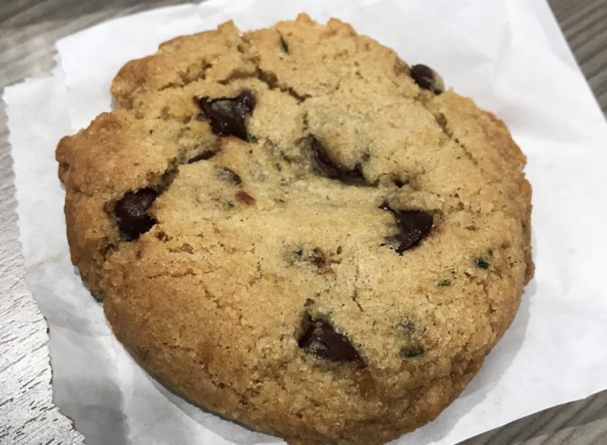 Chocolate chip cookie