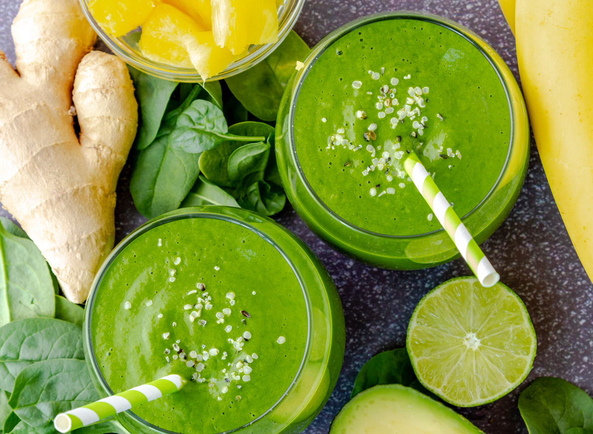 kale ginger spinach lime banana smoothie