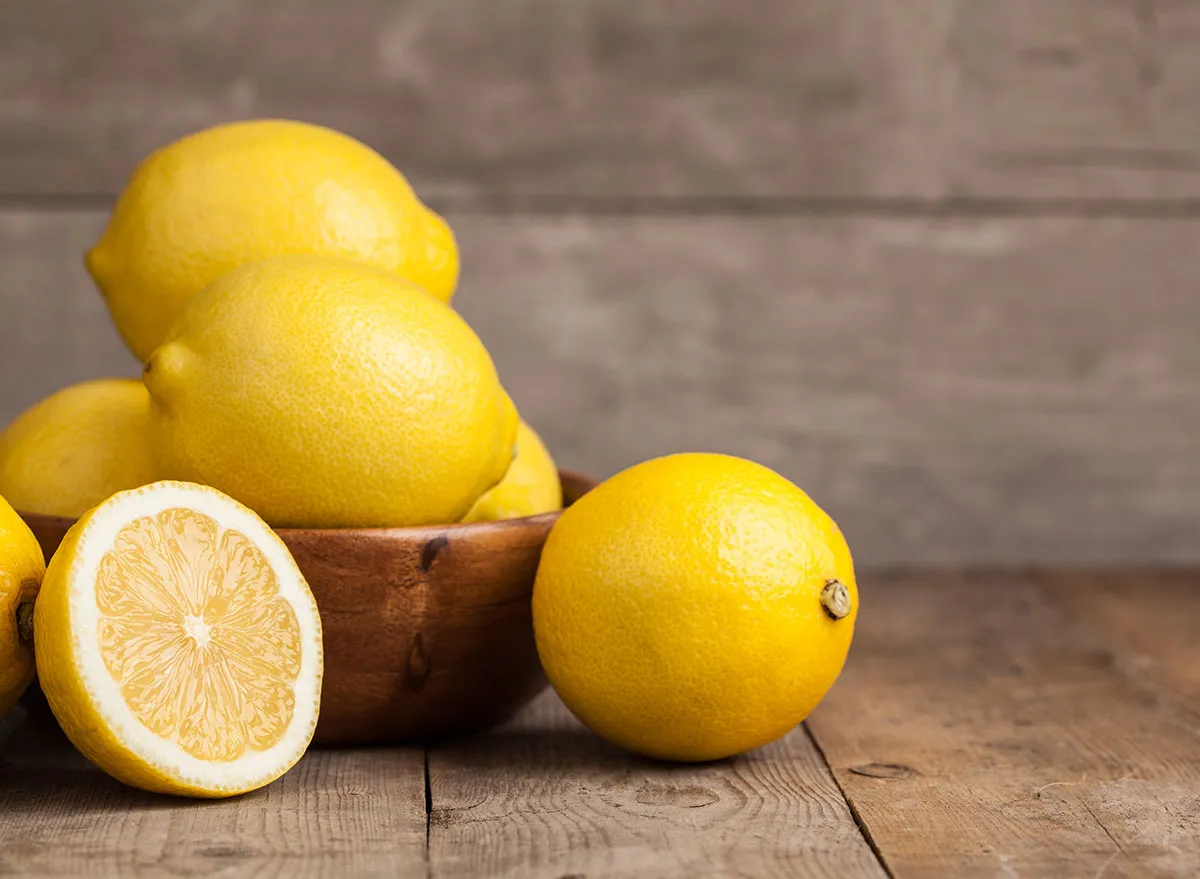 fruit for weight loss lemons
