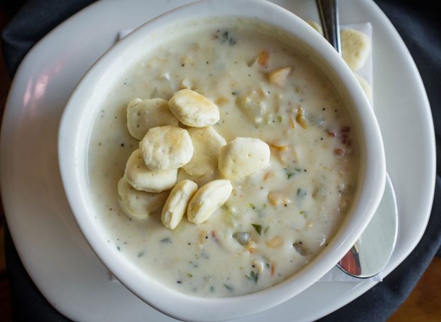 bowl of new england clam chowder soup