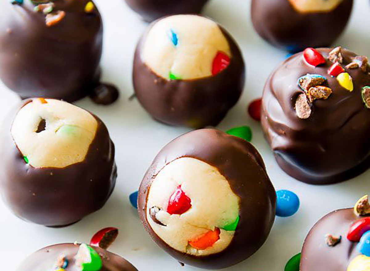 https://www.eatthis.com/wp-content/uploads/sites/4/2020/02/peanut-butter-mms-truffles-recipe.jpg