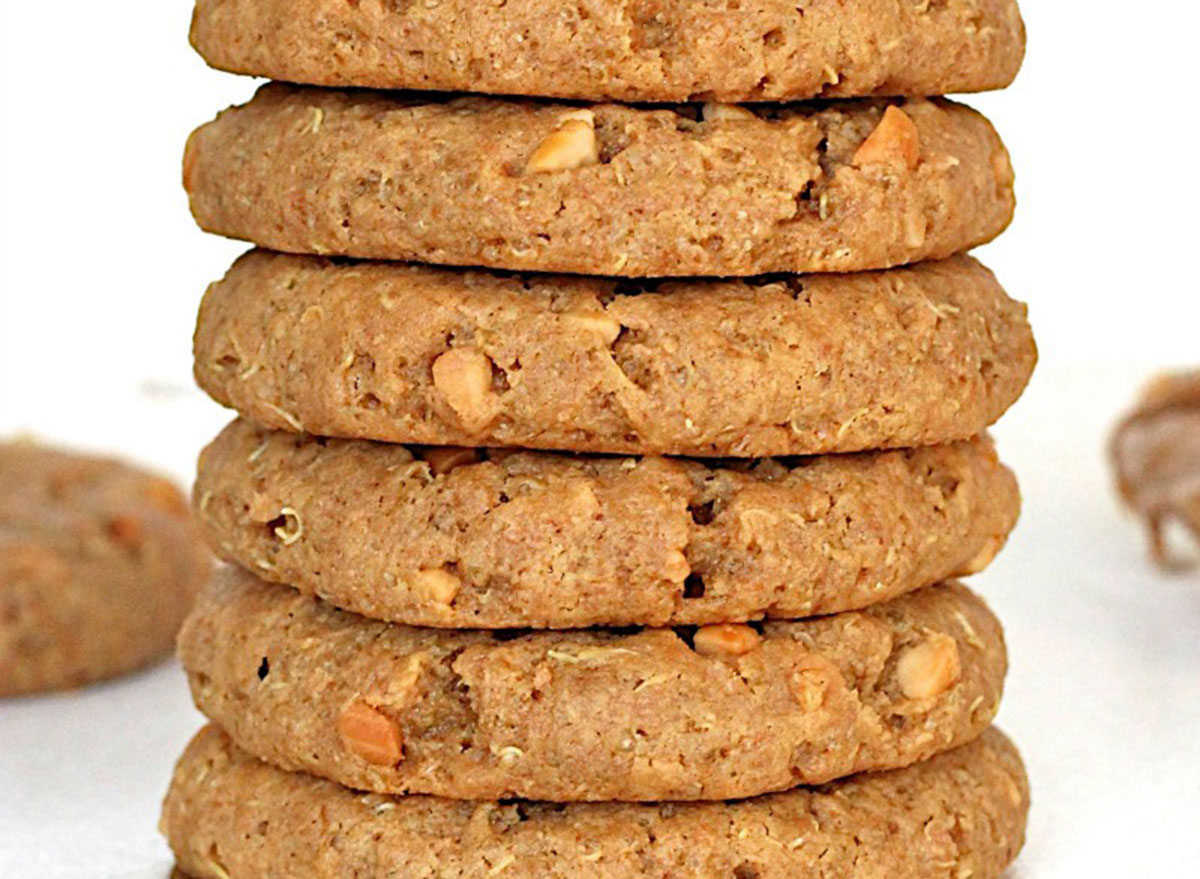 peanut butter quinoa cookies