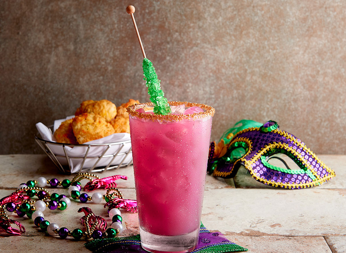 Red Lobster's Serving a French Quarter Colada — Eat This Not That