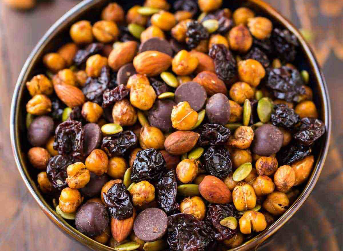 roasted chickpea snack mix