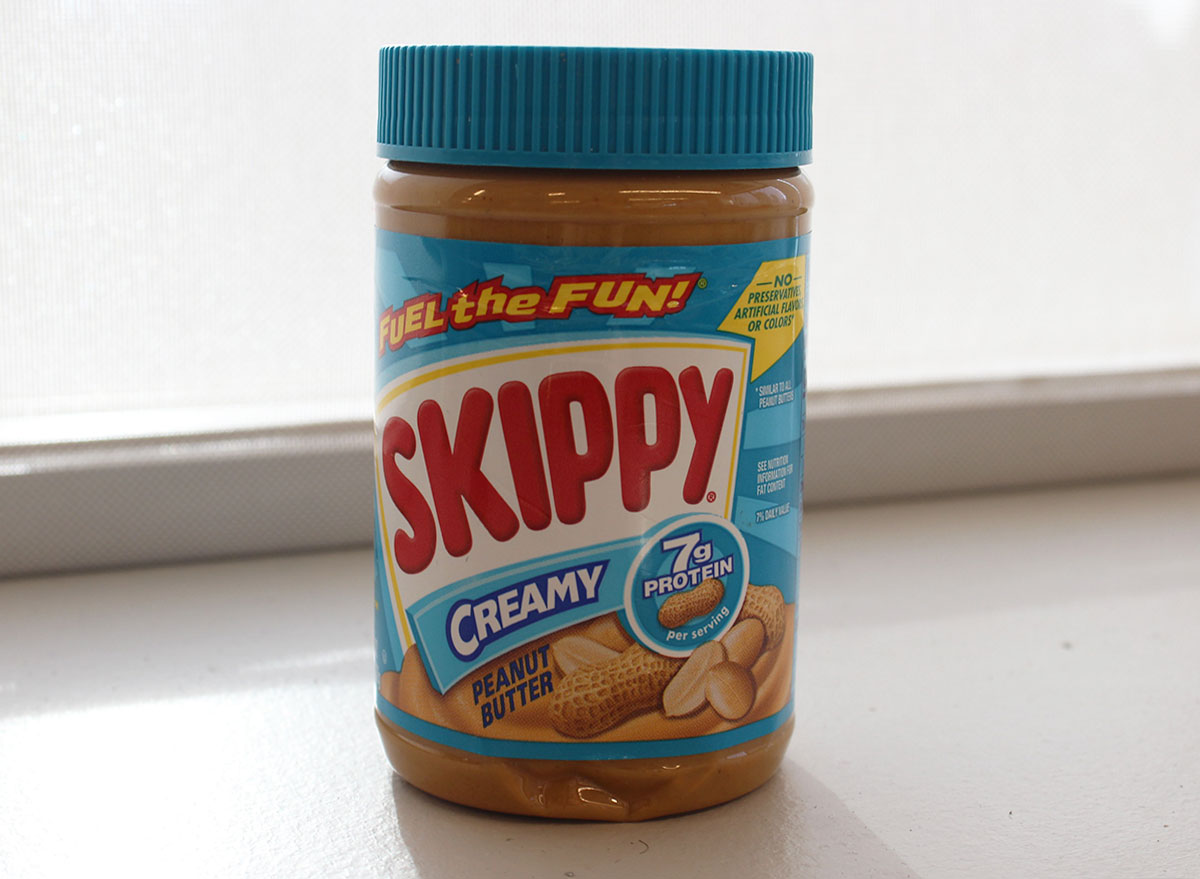 skippy creamy peanut butter jar
