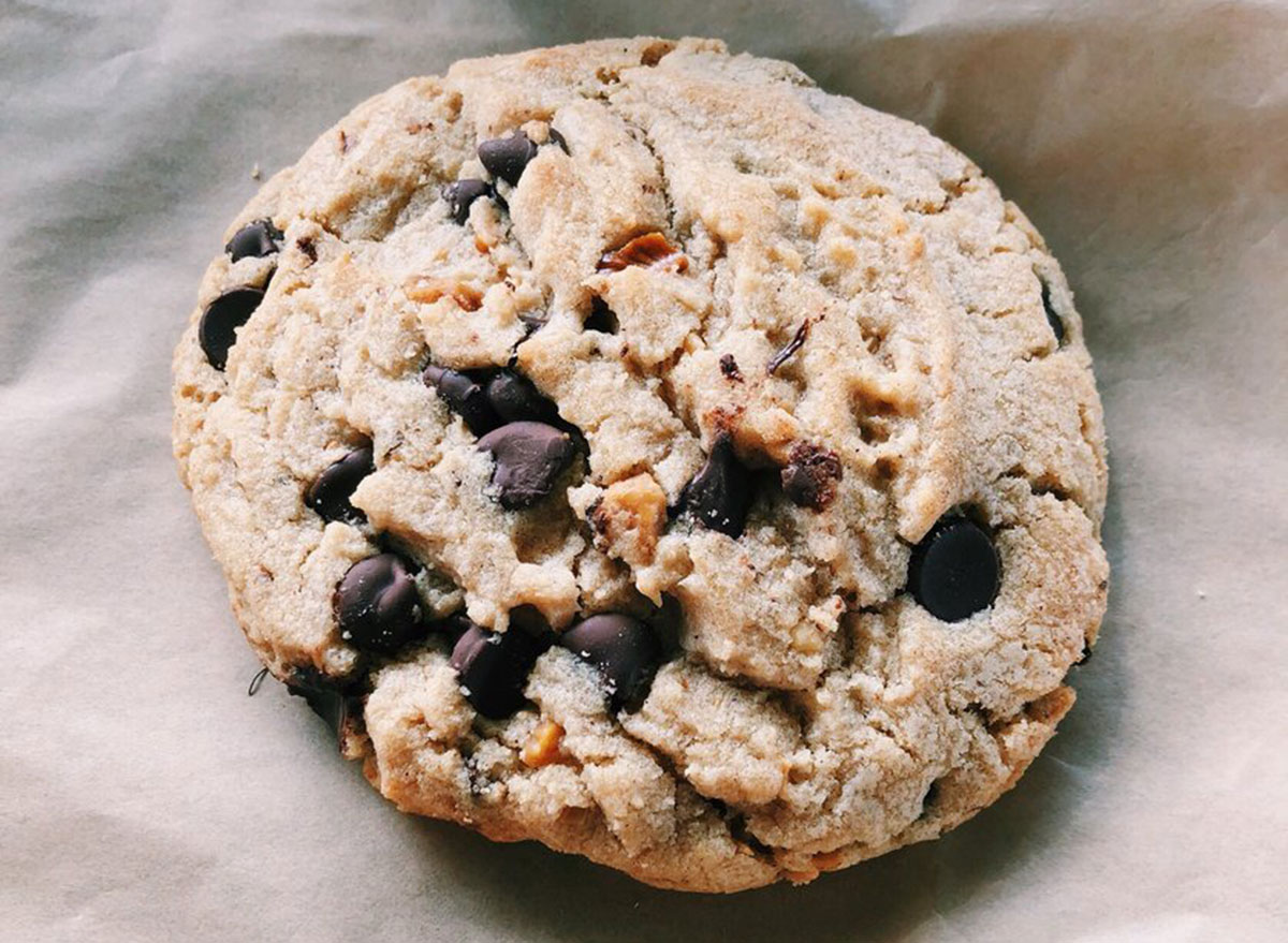 Chocolate chip cookie