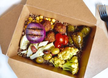 whole foods salad bar mediterranean lunch