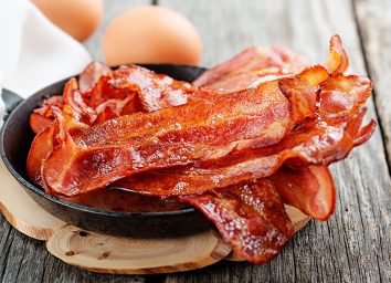 cirsped bacon skillet