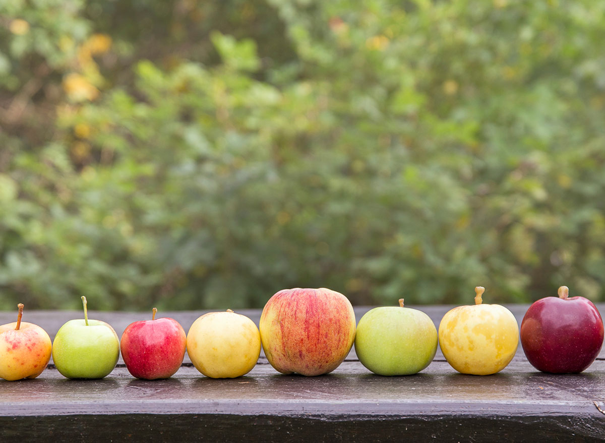 different sized apples