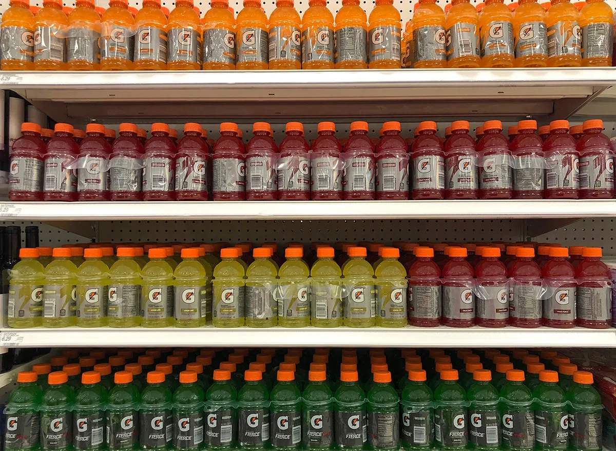 gatorade bottles aisle