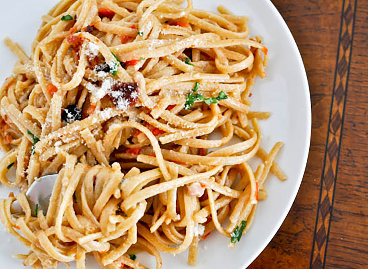 linguine with clams casino