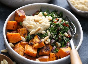 mediterranean buddha bowl