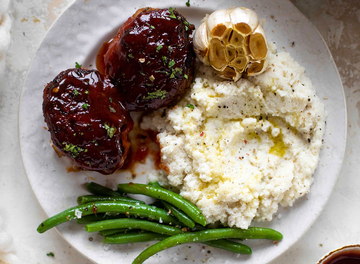 mini turkey meatloaves