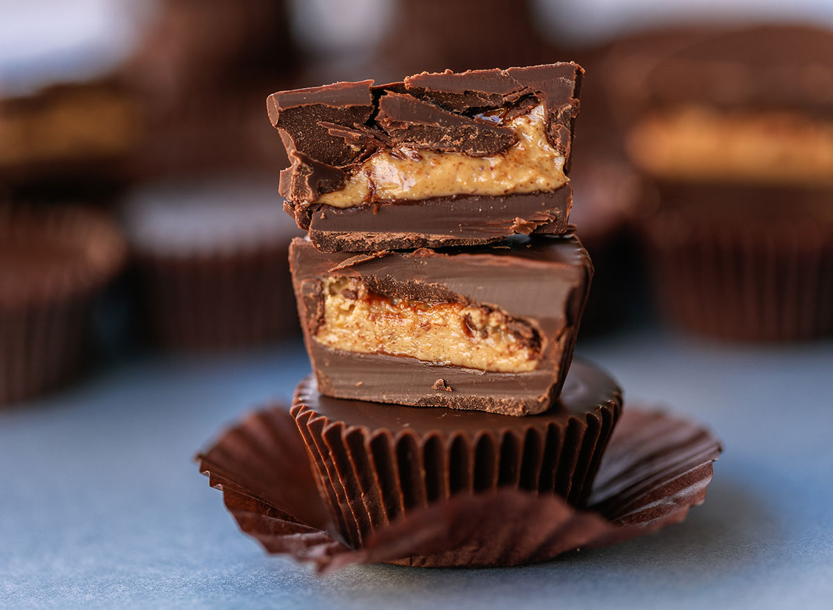 new york dark chocolate peanut butter cups