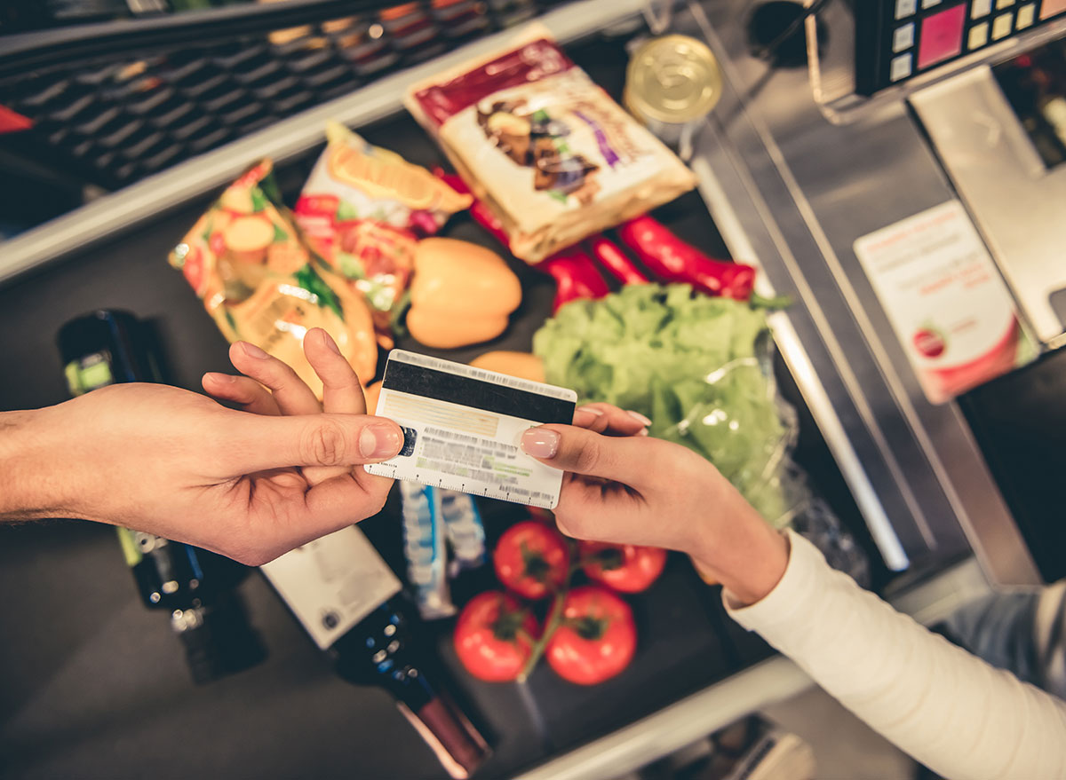 paying for groceries with credit card