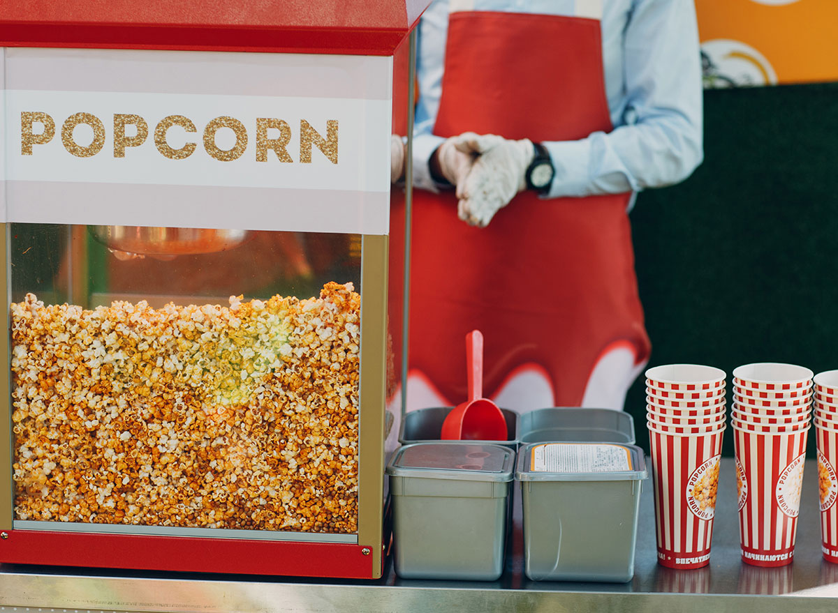 popcorn machine