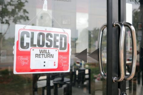 6 Adored Burger Chains You May Not See Again