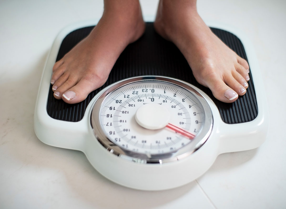 Dietitian explains why you should never trust the number on your bathroom  scales - Mirror Online