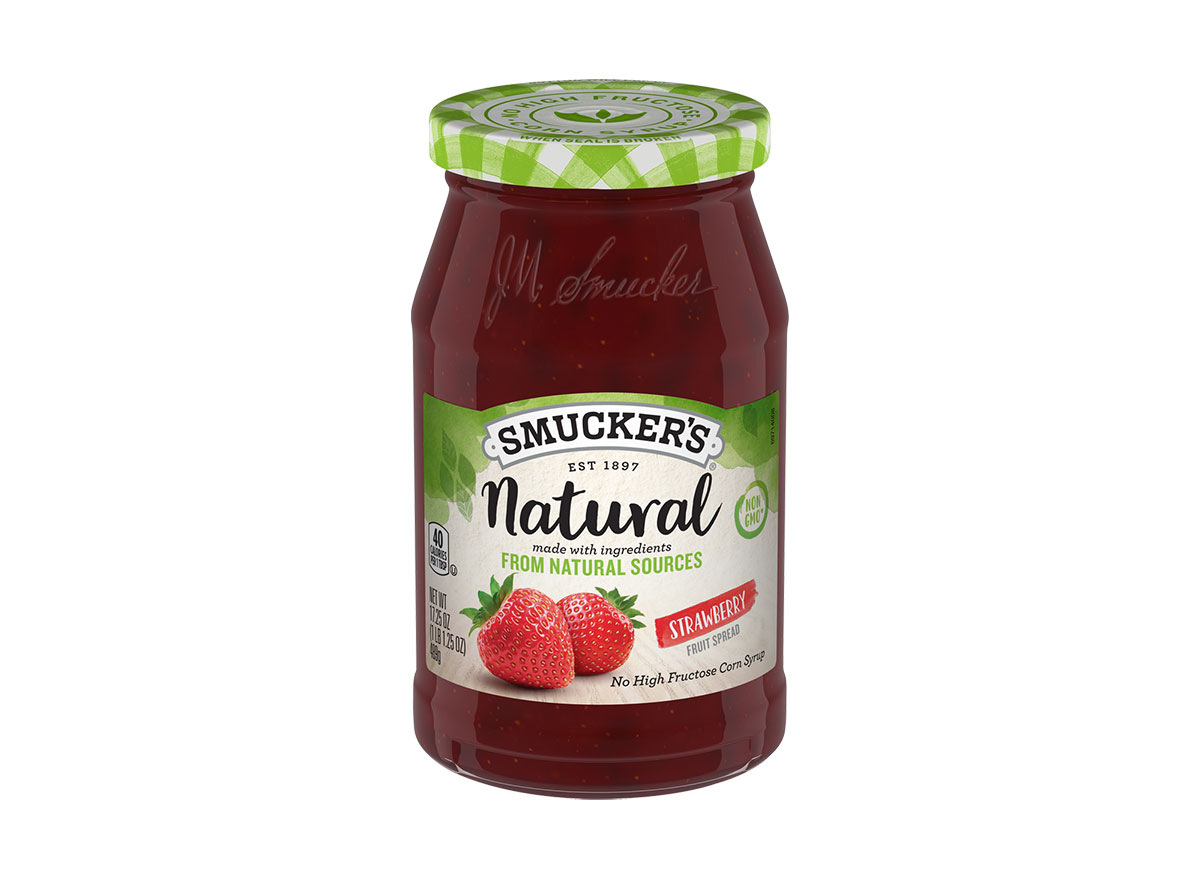 jar of smuckers natural strawberry spread