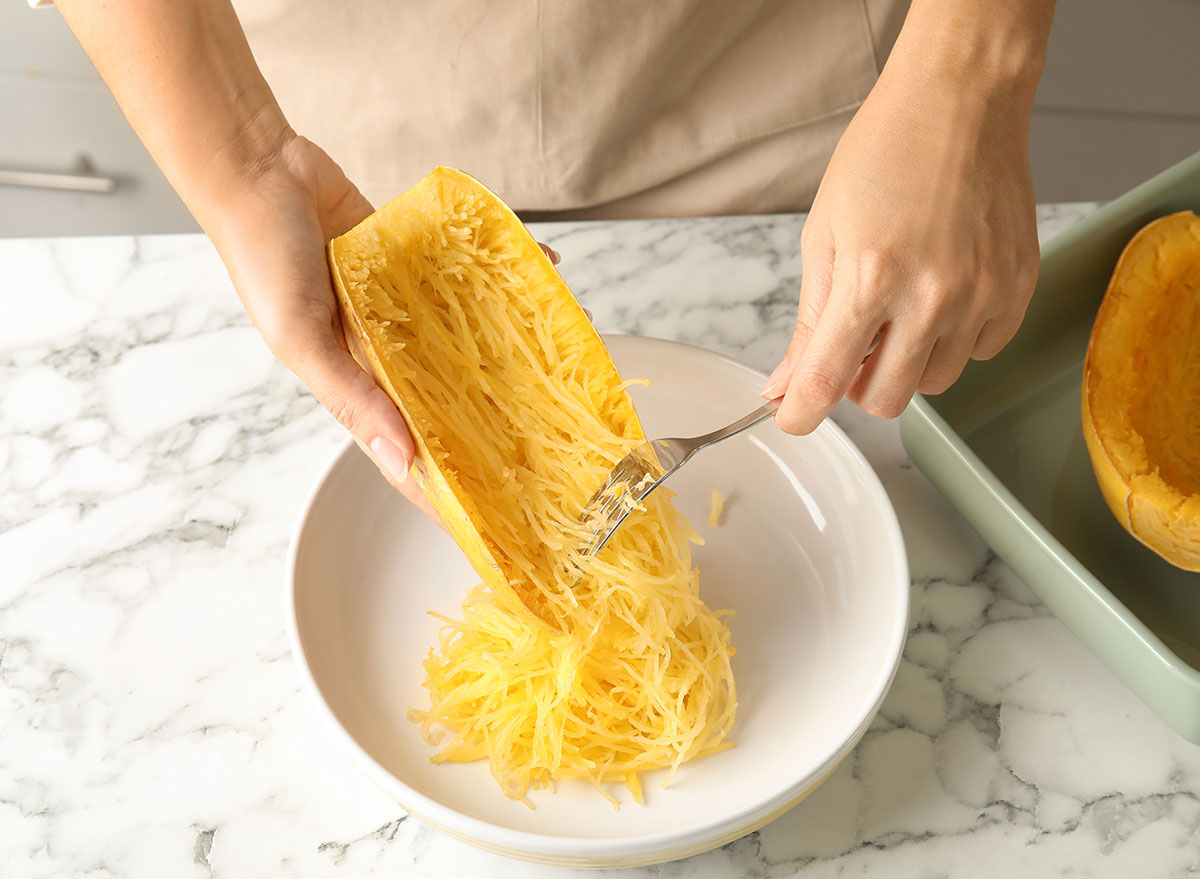 healthy meal prep spaghetti squash