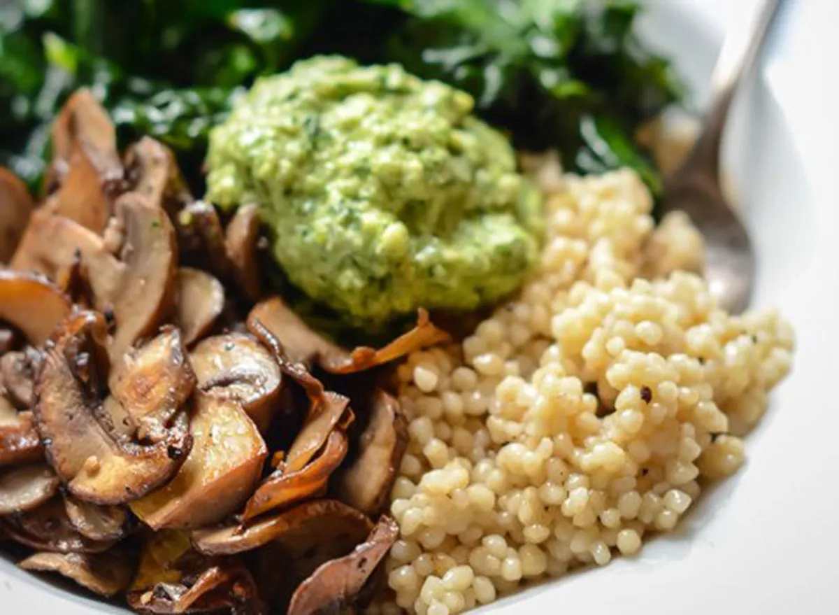 vegan bowl cashew pesto