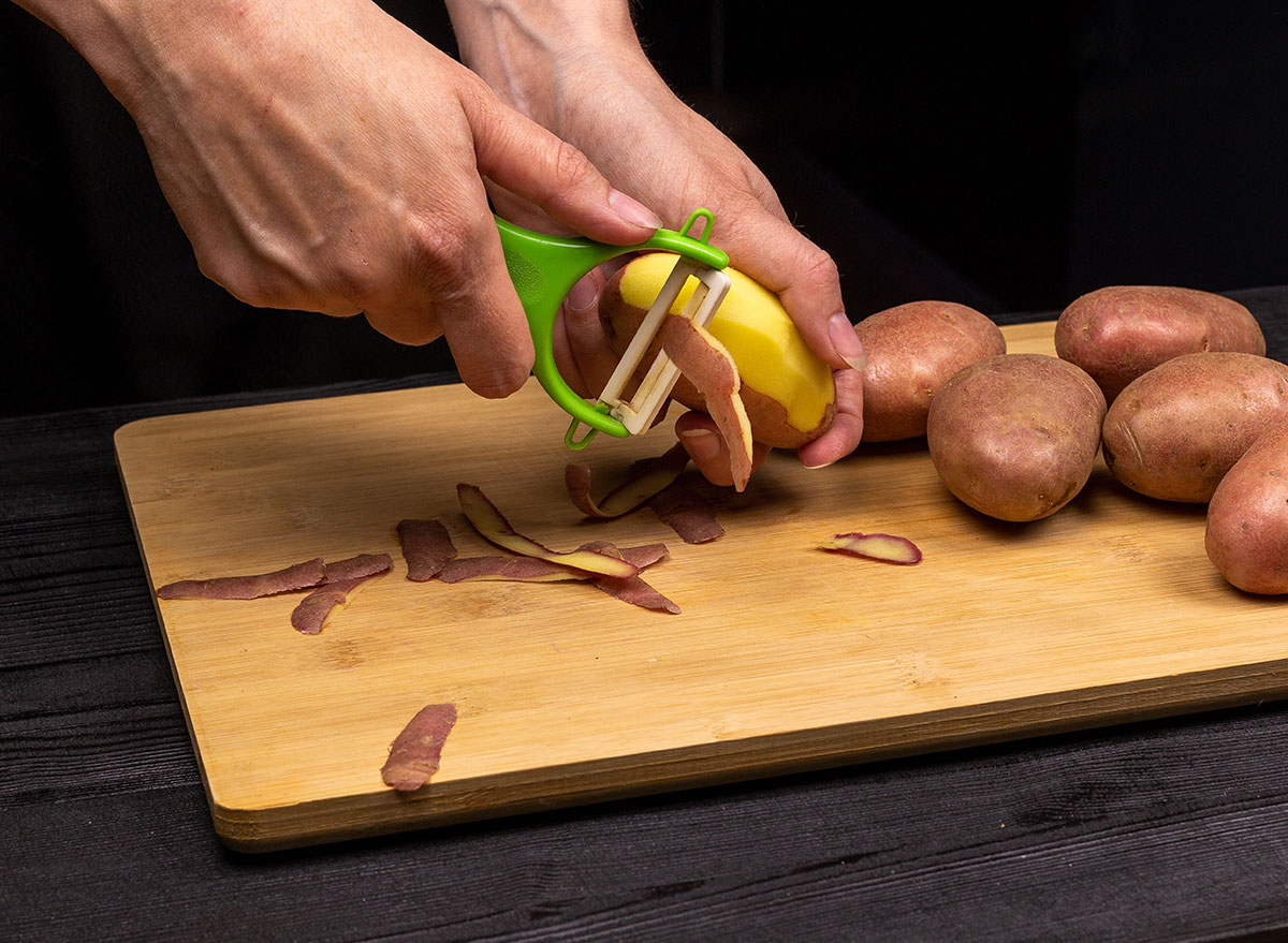 vegetable peeler