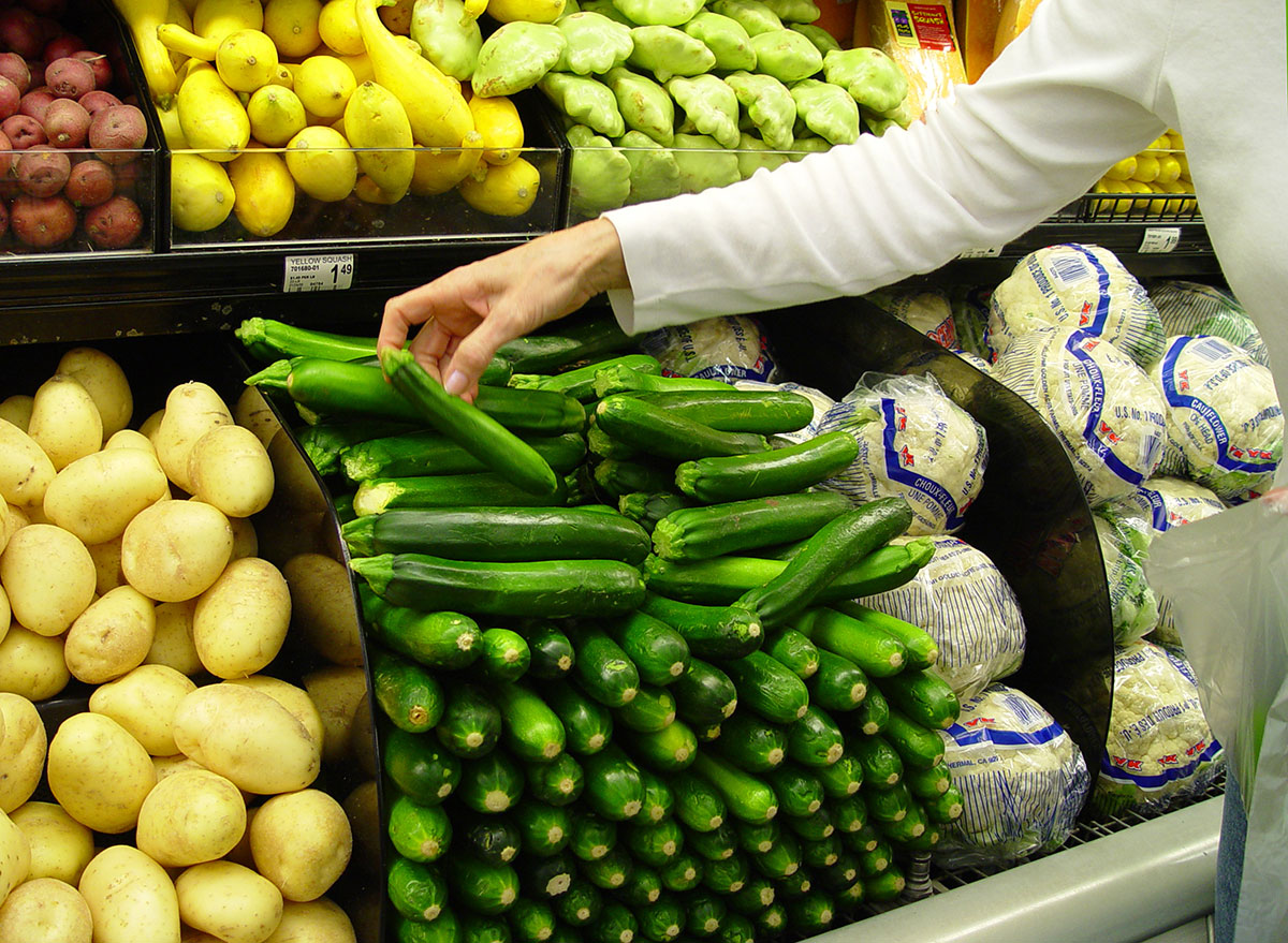 zucchini grocery store