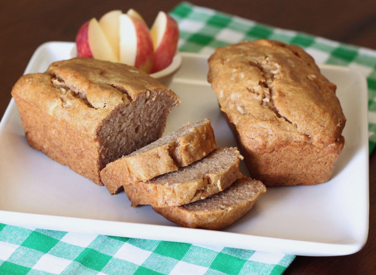 cinnamon apple loaves