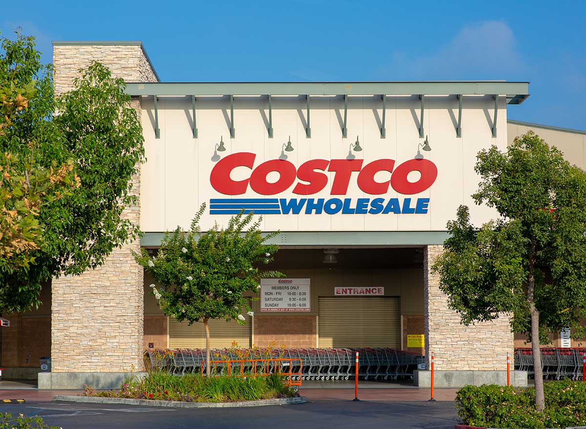 Costco Just Put These 10 Holiday Items on Sale — Eat This ...