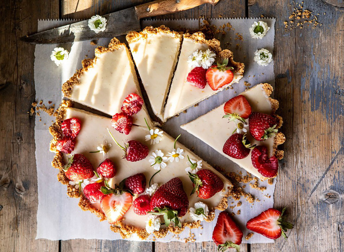 lemon tart with strawberries